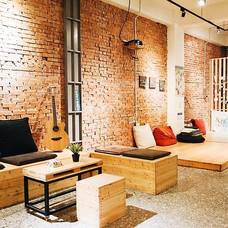 62巷背包客棧 Lane62 Hostel Longjing Buitenkant foto