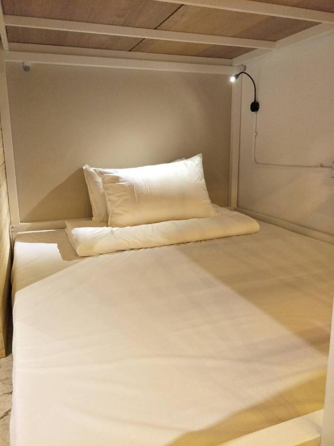 62巷背包客棧 Lane62 Hostel Longjing Buitenkant foto