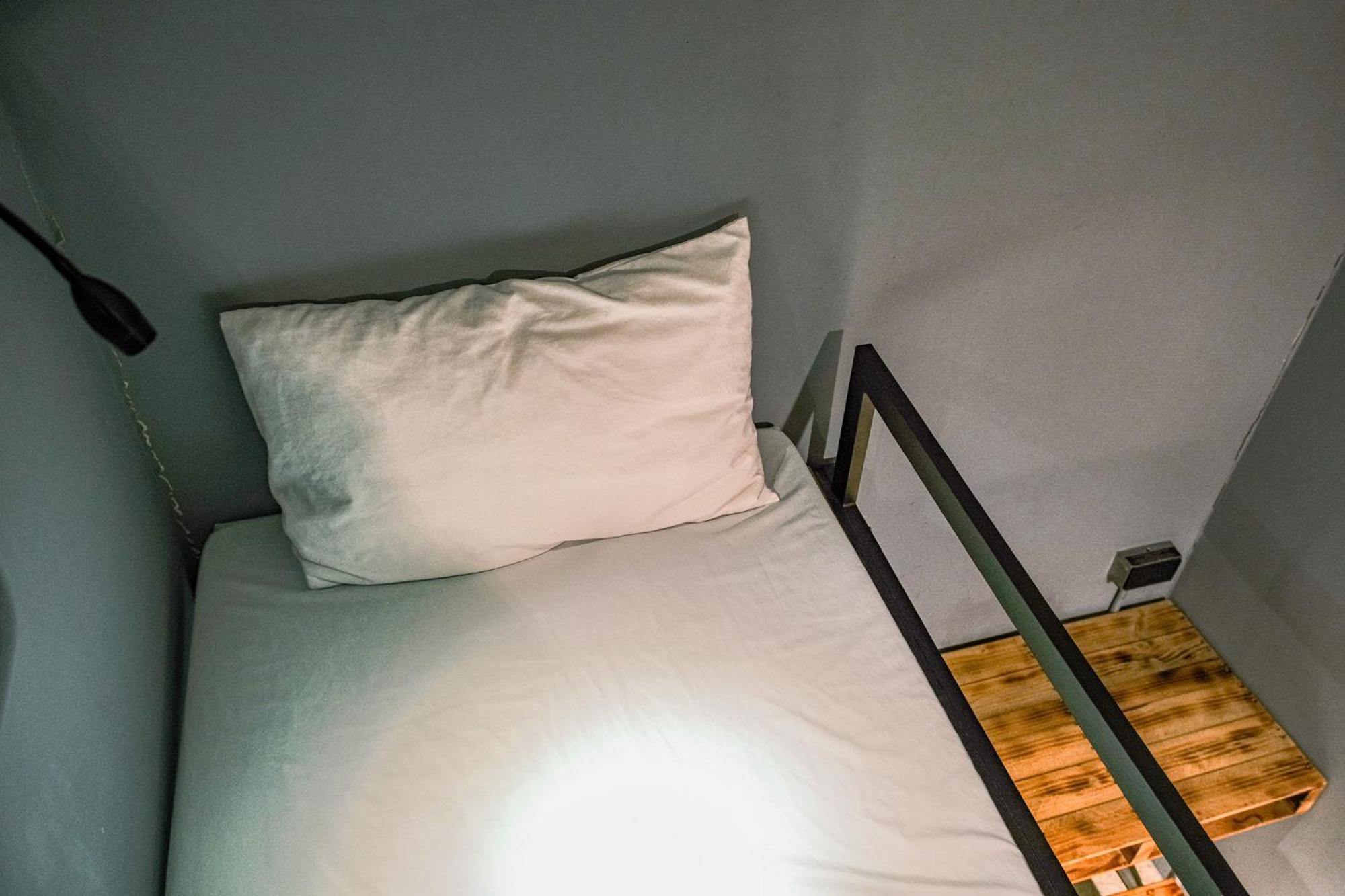 62巷背包客棧 Lane62 Hostel Longjing Buitenkant foto