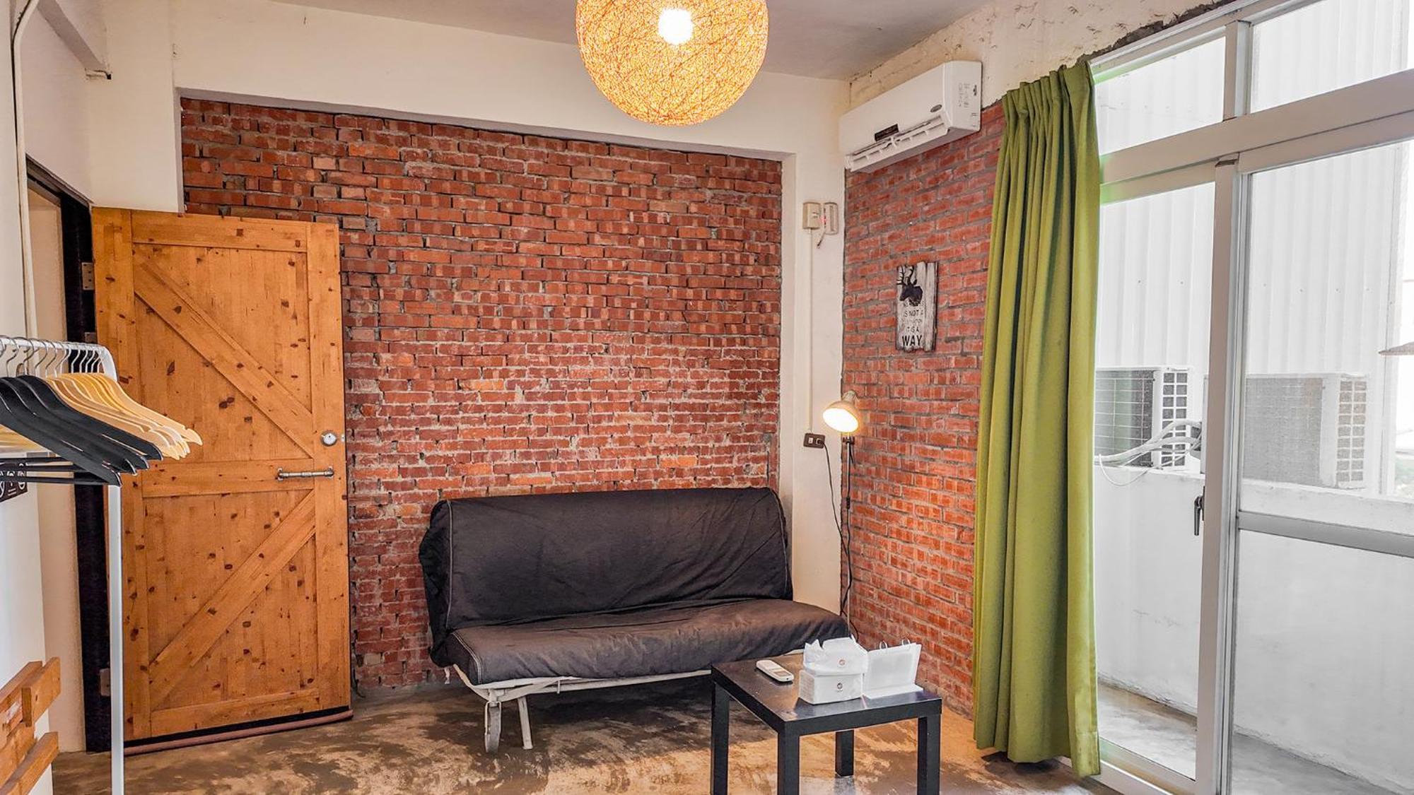 62巷背包客棧 Lane62 Hostel Longjing Buitenkant foto
