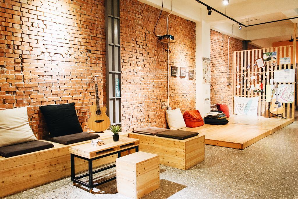 62巷背包客棧 Lane62 Hostel Longjing Buitenkant foto