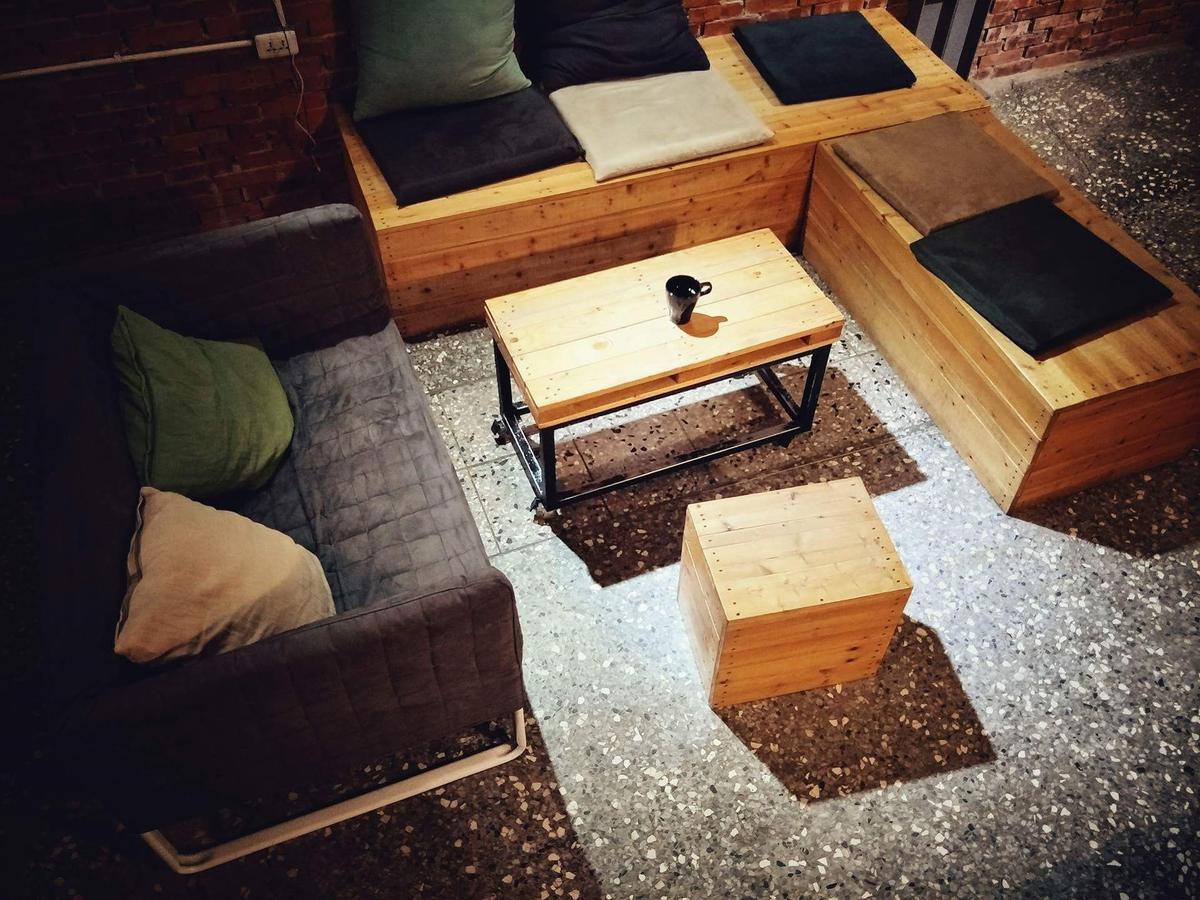62巷背包客棧 Lane62 Hostel Longjing Buitenkant foto