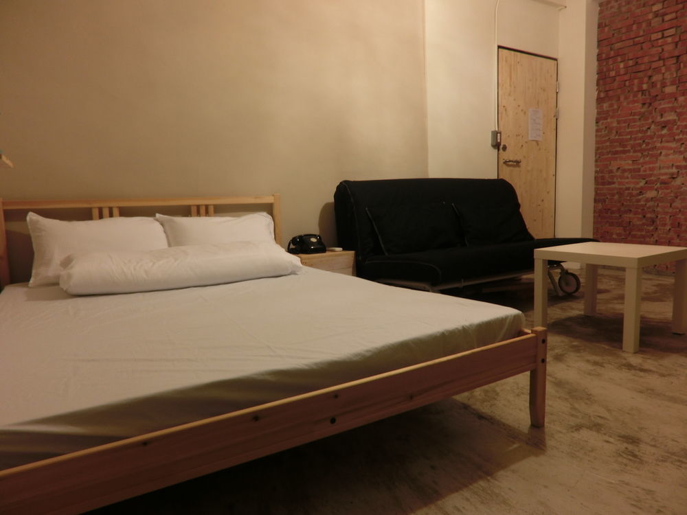 62巷背包客棧 Lane62 Hostel Longjing Buitenkant foto
