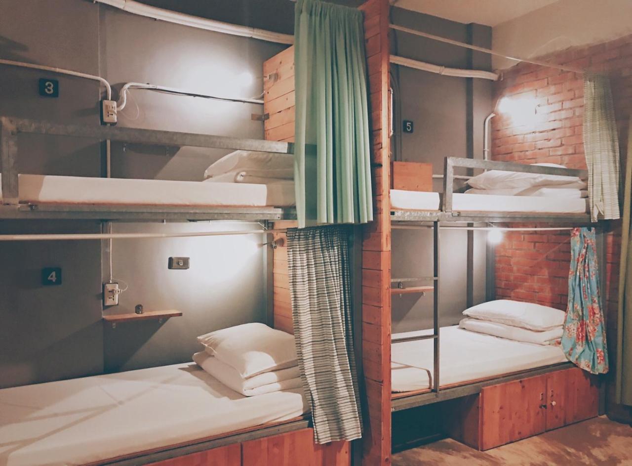 62巷背包客棧 Lane62 Hostel Longjing Buitenkant foto